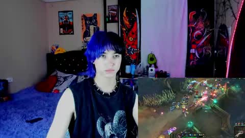 xzerox_ online show from May 12, 9:23 pm