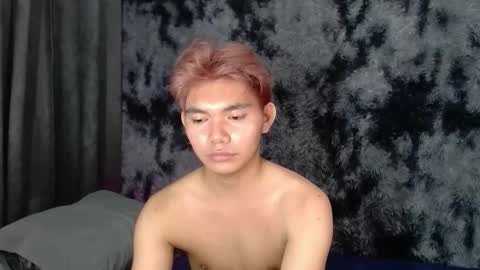 Eian online show from May 2, 4:43 pm