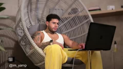 yamp sambrano online show from May 2, 3:31 am