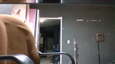yankoloco92 online show from May 19, 5:46 am