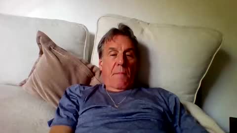yeah_baby6988 online show from April 27, 1:02 am