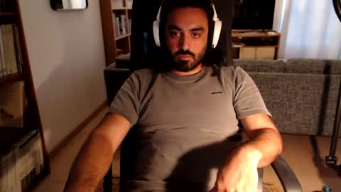 yeeaahoo online show from July 6, 7:16 pm