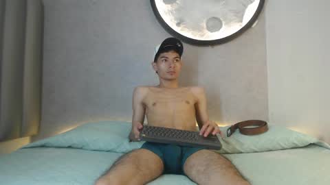 Yeferson online show from May 15, 10:18 pm