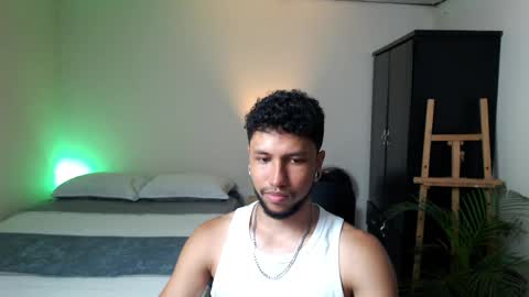 yeff online show from May 19, 11:44 pm