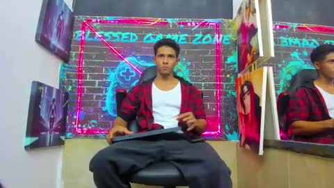 Yoel online show from July 24, 11:50 am