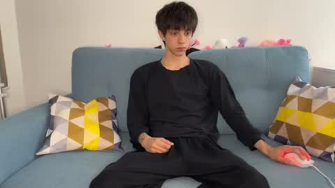 Yoo Dee Ohh online show from July 23, 11:40 am