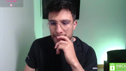 yoshy_man online show from June 25, 4:15 am