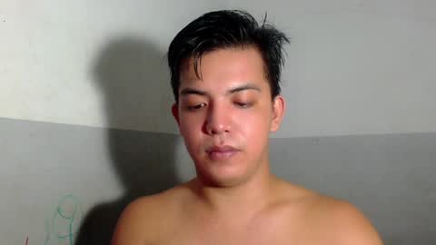 yourasian_bradley online show from July 15, 3:29 pm