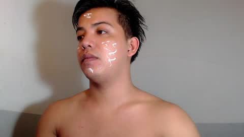 yourasian_bradley online show from July 19, 1:17 pm