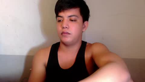 yourasian_bradley online show from July 28, 3:08 pm