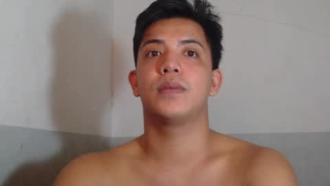 yourasian_bradley online show from June 27, 7:19 pm