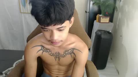 yourasian_eric online show from July 14, 9:35 am
