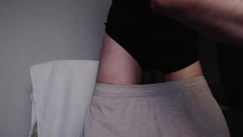 hornyedging online show from May 11, 12:23 am