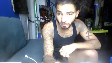 yungnympho25 online show from June 21, 6:35 pm