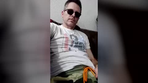 Charles online show from August 1, 5:23 pm