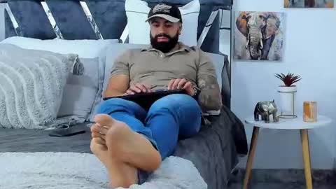 Richard online show from June 17, 6:42 pm