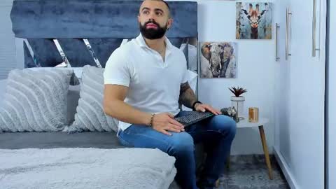 Richard online show from June 22, 2:32 pm