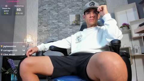 zack_joness10 online show from May 19, 4:30 am