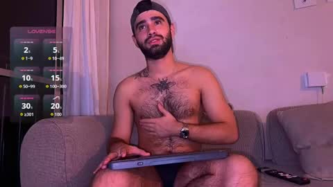 zack_sullivan22 online show from May 19, 6:52 am