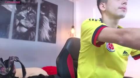 zackdriussyx online show from July 7, 1:04 pm