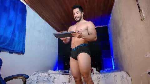 zanemaverick online show from May 11, 4:04 pm