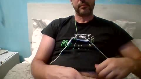 zeus online show from July 22, 8:45 pm