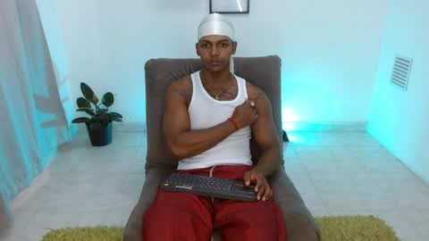 Zoriel online show from May 3, 7:27 pm