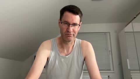 zzz123_cam online show from May 23, 3:28 pm