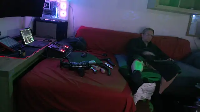 davidgntxxxxx online show from May 12, 9:34 pm