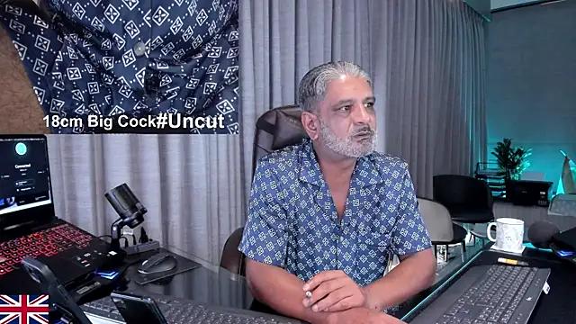 OnlineBossUK online show from August 2, 4:22 am