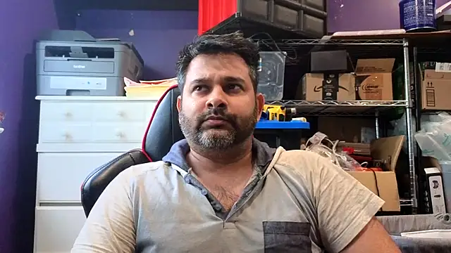 Sakhtlaundaz online show from May 9, 7:26 pm
