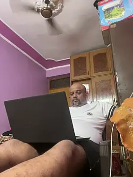 Dick 6inches online show from July 11, 4:14 am
