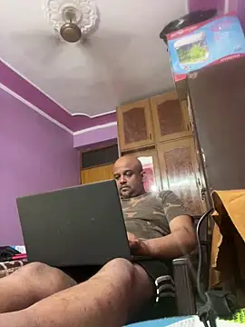 Dick 6inches online show from May 10, 7:42 am