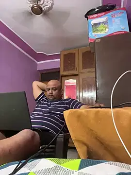 Dick 6inches online show from May 9, 7:31 am