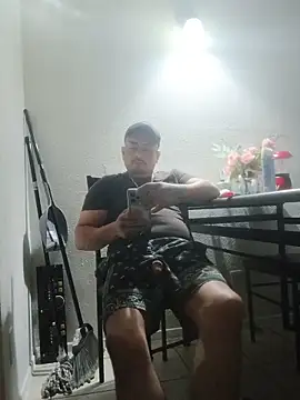 hungpenis210 online show from May 18, 3:38 pm