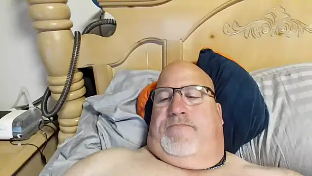 Bigbear0563 online show from May 11, 3:40 pm