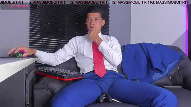 massimo g online show from May 3, 11:39 pm
