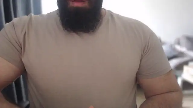 hugemachohandsome online show from May 3, 7:44 am