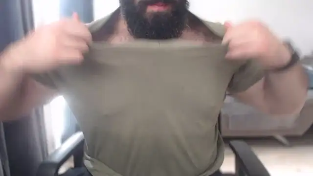hugemachohandsome online show from May 6, 1:44 pm