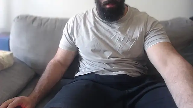 hugemachohandsome online show from August 6, 8:42 am