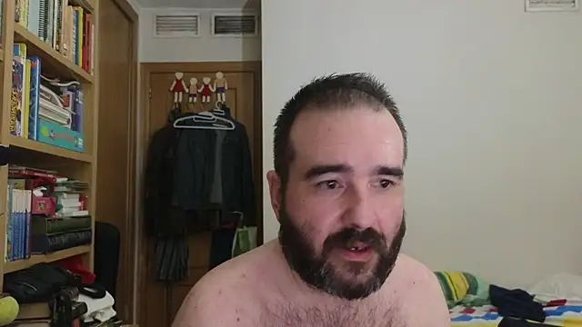 curiosillo83 online show from August 5, 7:41 pm