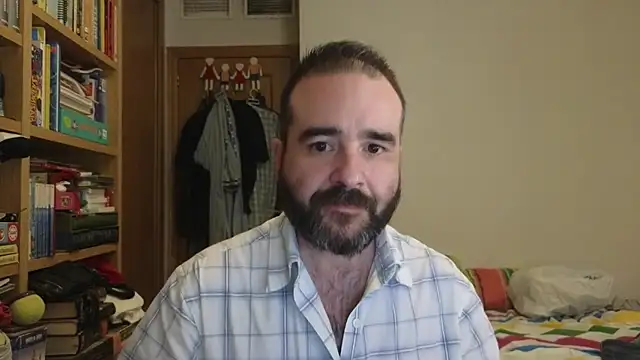curiosillo83 online show from July 28, 2:13 pm
