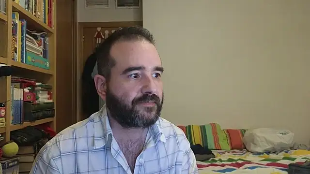 curiosillo83 online show from July 28, 3:21 pm