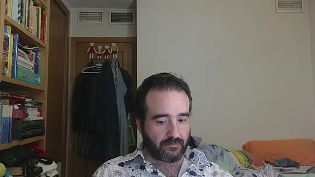 curiosillo83 online show from July 21, 2:19 pm