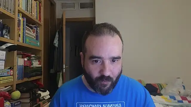 curiosillo83 online show from July 26, 4:37 pm
