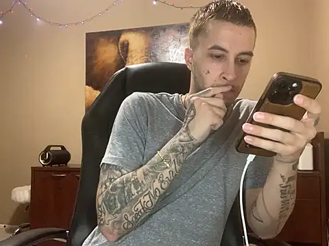 Bwcjoshbanks online show from July 11, 9:28 pm