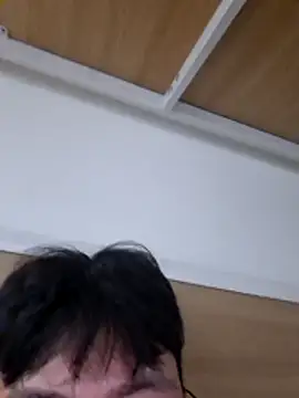 Gwencloudy online show from May 15, 3:53 pm