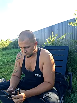 Foxyshaved online show from August 9, 6:19 am