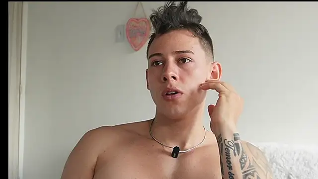 Muscle King Cum online show from May 12, 4:26 pm