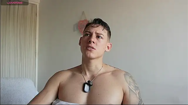 Muscle King Cum online show from June 20, 1:38 pm